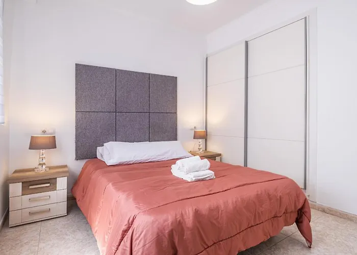 Tugar D-1-3 شقة *